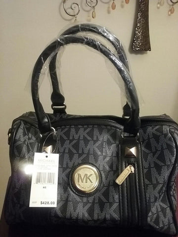 MK black hand bag.